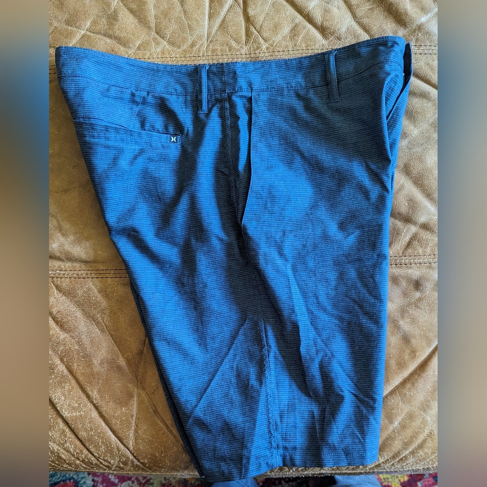 HURLEY QUICK DRY MENS WALKING SHORTS SZ 33"